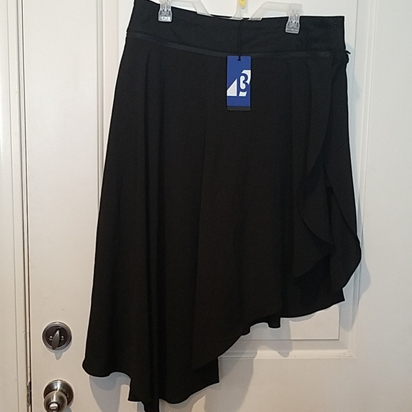 Betabrand 3 in 1 skirt/shorts XL NWT - Picture 7 of 11